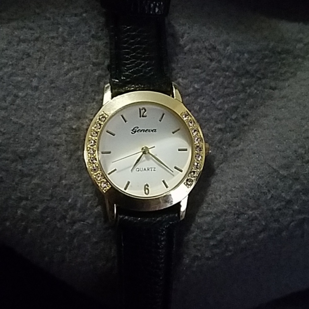 New Gold Geneva Women's Watch